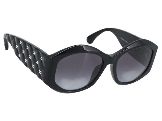 Gafas de sol CHANEL Plástico Negro CC