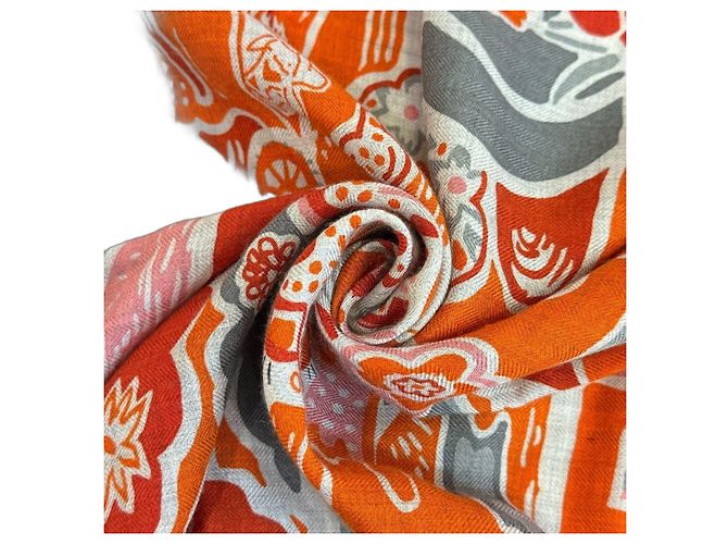 Silk In Hermès Sciarpa in cashmere e seta Hermes in grigio e arancione Marrone