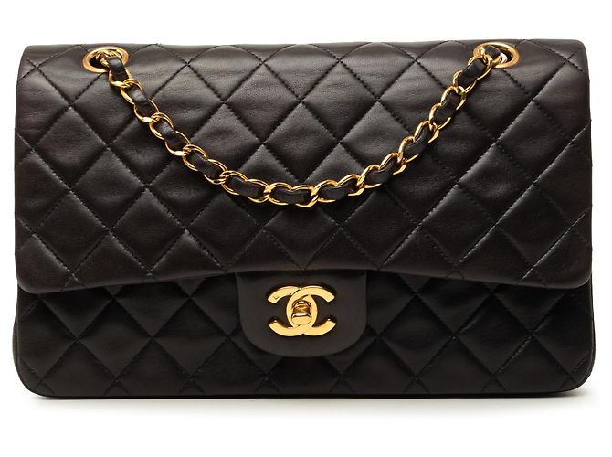 Chanel Black Medium Classic Lambskin Double Flap Preto