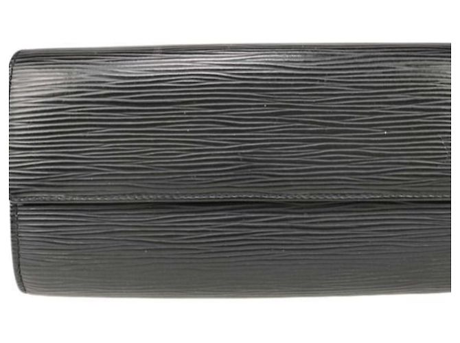 Louis Vuitton Epi Leather Long Wallet Black