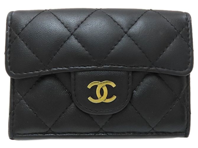 Chanel Matelassé Compact Wallet Black