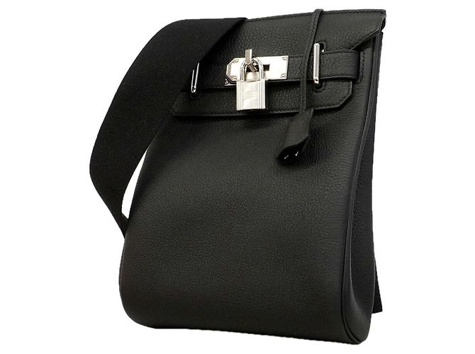Hermès Borsa a tracolla Hermes Accad PM in pelle Togo nera Nero