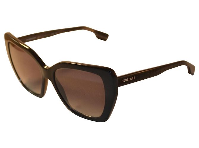 Gafas de sol Burberry B4366 negras Negro