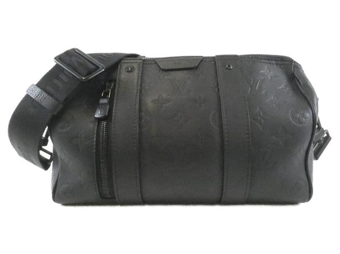 Louis Vuitton Monogram Shadow City Keepall Noir