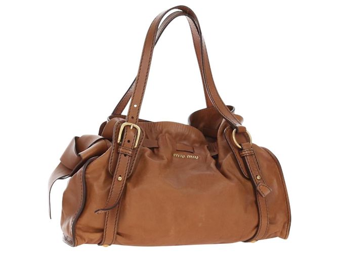 Bolsa de Ombro Miu Miu com Laço Lateral em Couro Marrom e Tom Dourado Auth am12465V