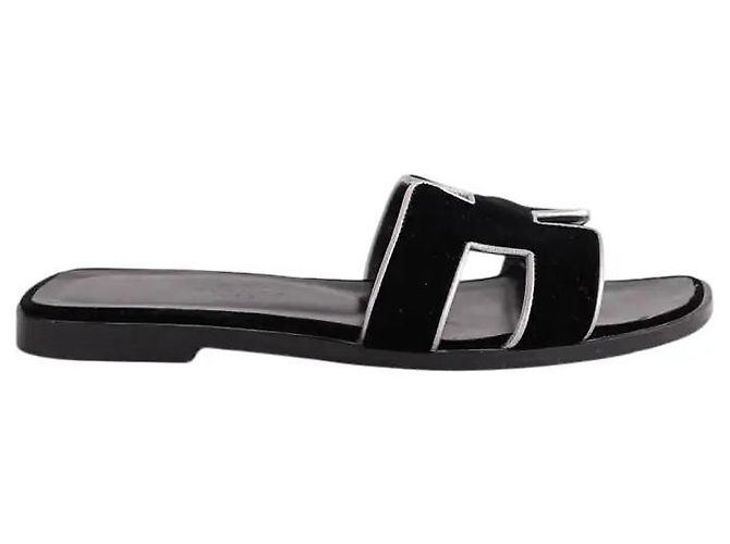 Sandali Oran Hermès in pelle nera Nero