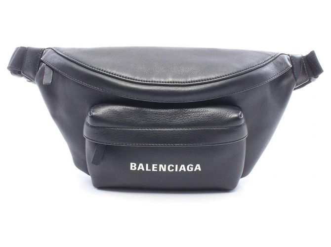 Balenciaga Everyday Beltpack Noir Blanc
