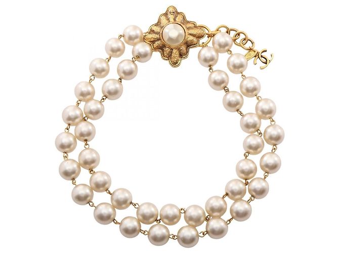 Collar Chanel Coco Mark Blanco Dorado