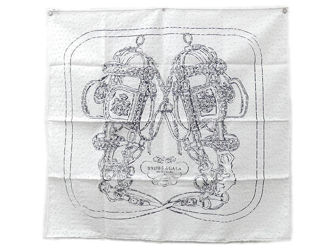 Hermès Lenço Hermes BORDERIE ANGLAISE Branco