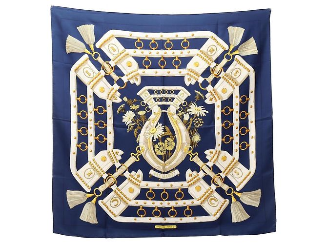 Hermès Hermes Carre 90 Aux Champs Schal Weiß Gelb Marineblau