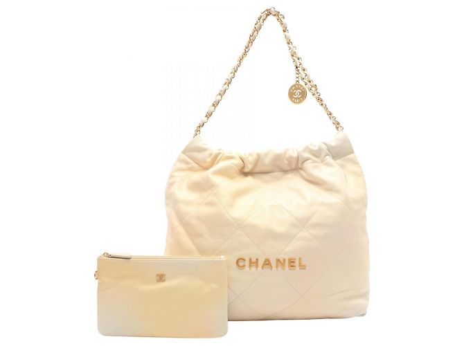 Bolsa de Ombro Chanel Matelassé 22 Large Branco Cru