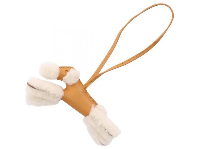 Charm Hermès Buddy Castanho e Branco em Pele e Agnelo Marrom