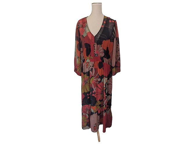 Autre Marque Bleu Blanc Rouge Maxikleid mit floralem Print Schwarz Rot Mehrfarben Beige