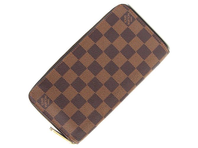 Louis Vuitton Damier Zippy Wallet