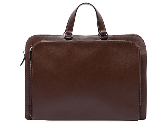 Prada Pasta de viagem em couro Saffiano marrom com bolso frontal com zíper Castanho escuro