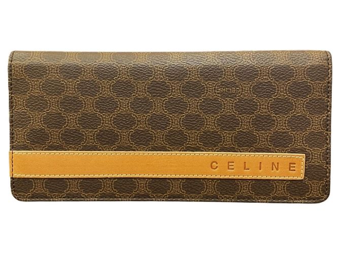Céline Portafoglio lungo Celine Macadam in PVC e pelle marrone