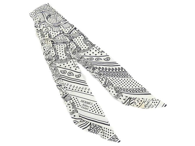 Hermès Hermes EPERON D'OR BANDANA Seidentuch Weiß
