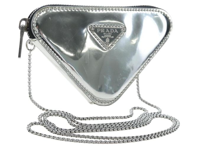 Bolsa de Ombro com Corrente PRADA Couro envernizado Prata Auth 196592M