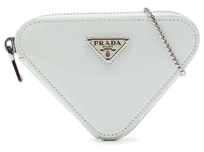 Borsa a tracolla Prada Mini Pouch in pelle spazzolata bianca con catena e triangolo Bianco