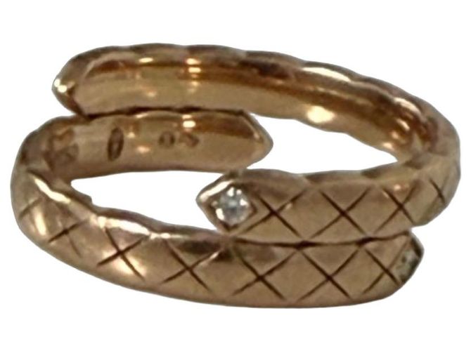 Anel Chanel Coco Crush em ouro bege e diamantes