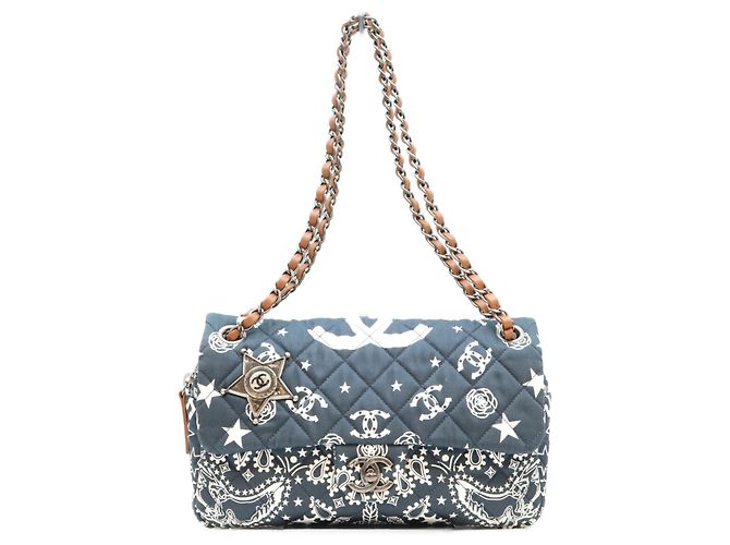 Borsa a tracolla Chanel in cotone blu navy
