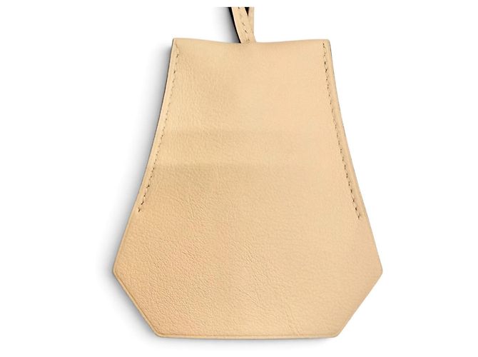 Hermès Colar com pendente em couro Rose Eglantine Hermes Rosa