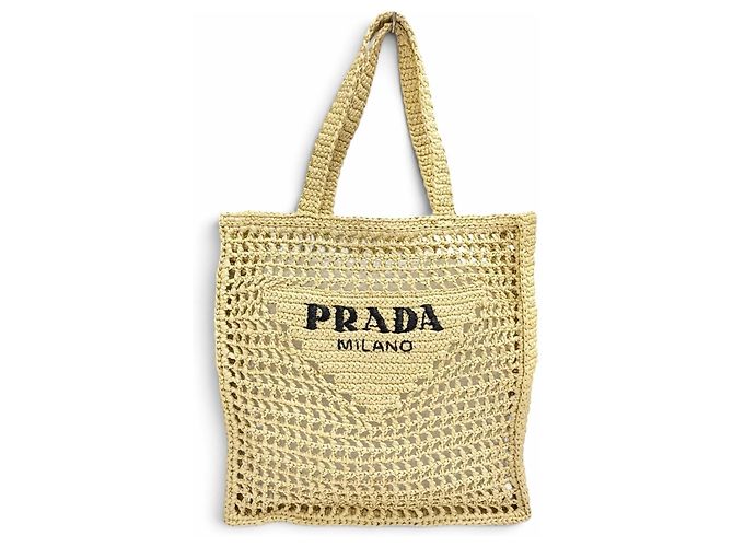 Tote Sac cabas en crochet de raphia Prada avec logo triangle