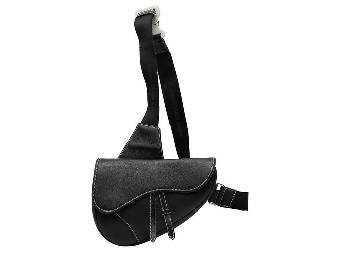Sac bandoulière Saddle Dior en veau grainé noir