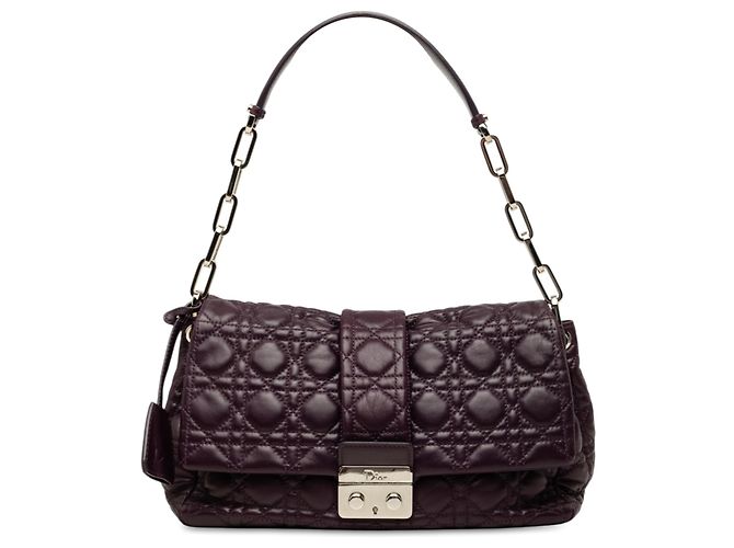 Borsa a tracolla Dior New Lock in pelle d'agnello Cannage viola Porpora