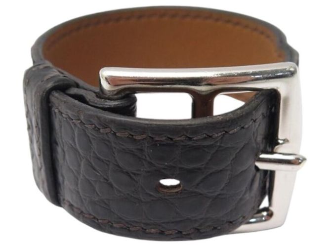 Hermès BRACELETE HERMES MANCHETTE COM FIVELA DE ESTRIBO EM COURO DE CROCODILO ALLIGATOR Marrom