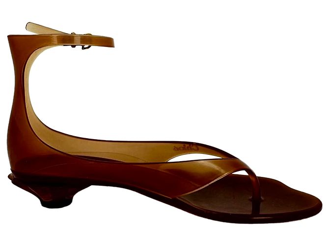 Chloé Ankle Strap Thong Sandals in Brown Rubber