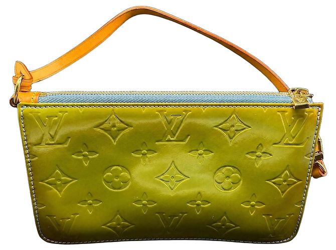 Louis Vuitton Pochette Monogram Vernis Jaune