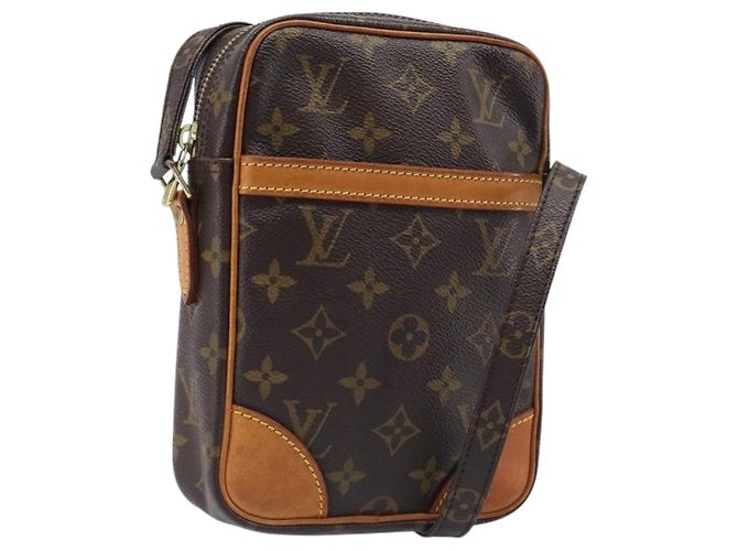 LOUIS VUITTON Monogram DanubeGM Shoulder Bag M45262 LV Auth ka5950A Monogramme