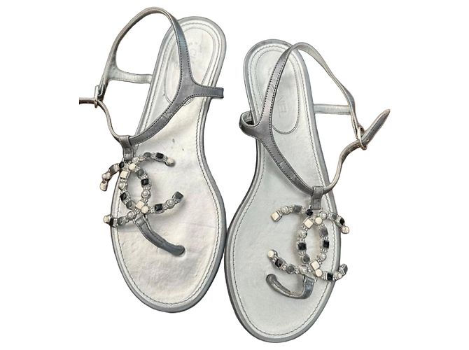 Chanel Silver Leather Flat Sandals with CC Logo Silvery
