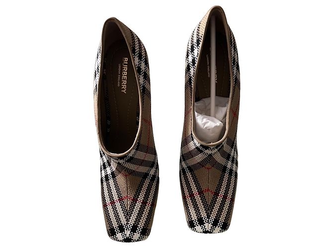Burberry Check Canvas Pumps Black White Red Beige