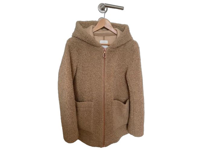 Sandro Kunstpelzjacke in Beige