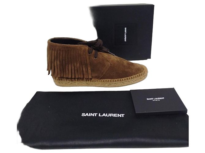 Autre Marque Saint Laurent Botines de ante con flecos marrones Castaño