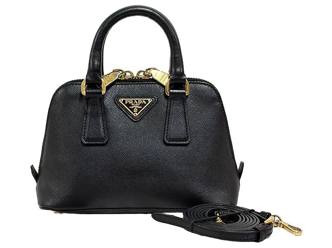 Prada Mini borsa tote a tracolla in Saffiano nera Nero