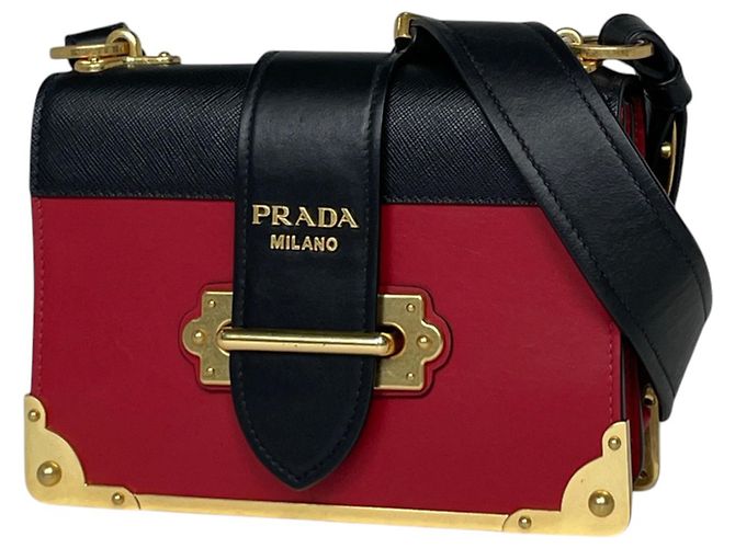 Prada PRADA Schultertasche Cahier aus Leder in Schwarz und Rot