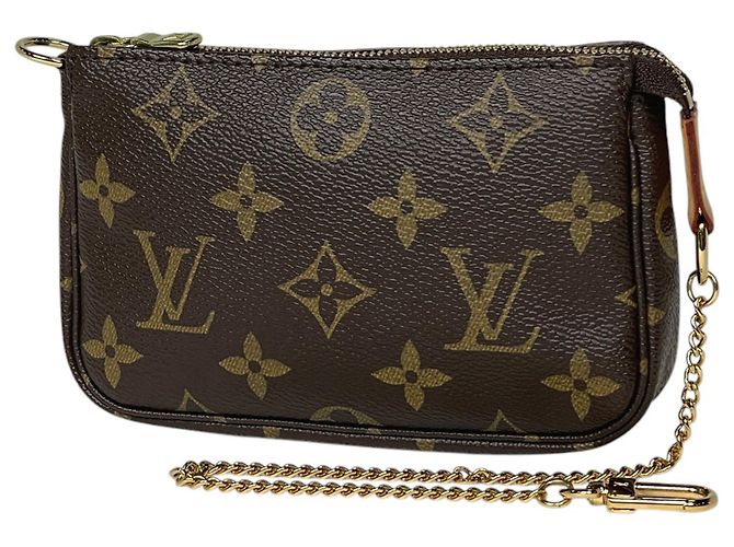 Louis Vuitton Mini Pochette Accessoires Marron