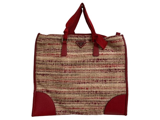 Sac à main en tweed Prada avec plaque logo triangle Rouge