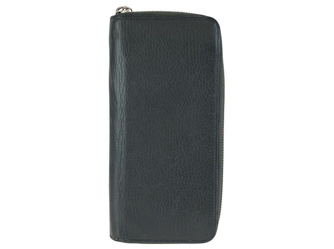 Louis Vuitton Taurillon Zippy Wallet Black