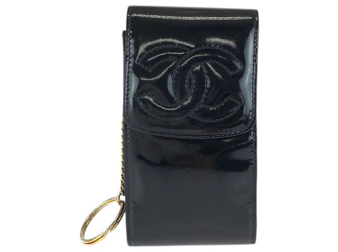 Timeless Chanel Vintage Coco Mark Black Enamel Cigarette Case