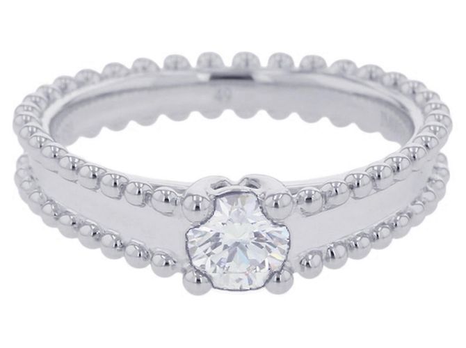 Anillo de compromiso Estelle Van Cleef & Arpels con diamantes