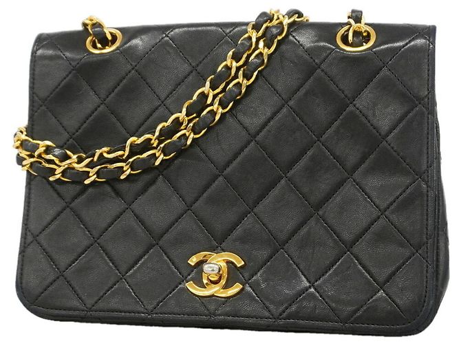 Borsa a tracolla Chanel Matelassé Nero
