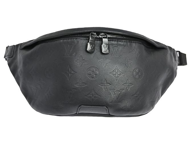 Louis Vuitton Discovery Bumbag Monogram Shadow Leather PM Noir