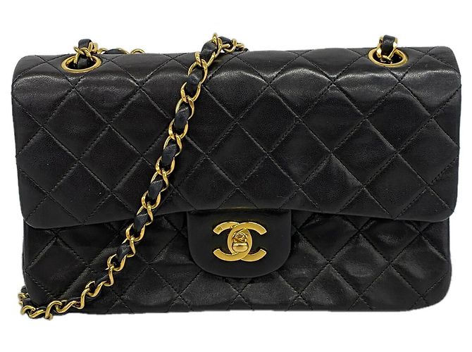 Borsa a tracolla Chanel Matelassé Nero