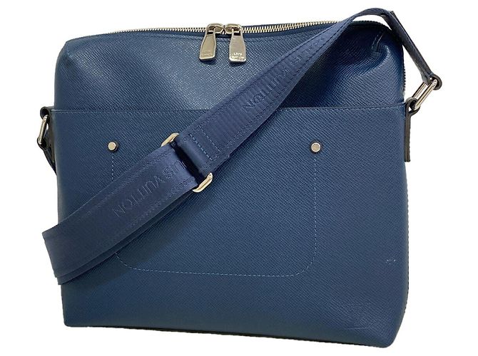 Borsa a tracolla Louis Vuitton Taiga Grigori PM Blu