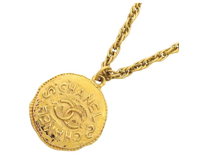Collana Chanel placcata oro D'oro