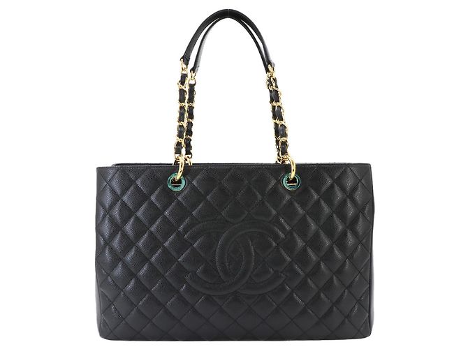 Bolsa Tote Chanel Matelasse com corrente Preto